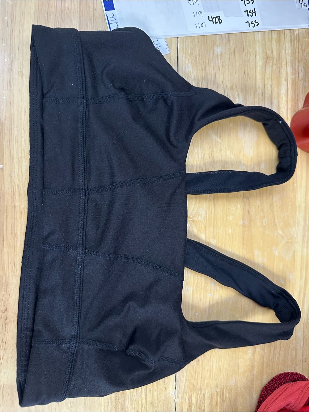 746. Free people medium no padding but lined
